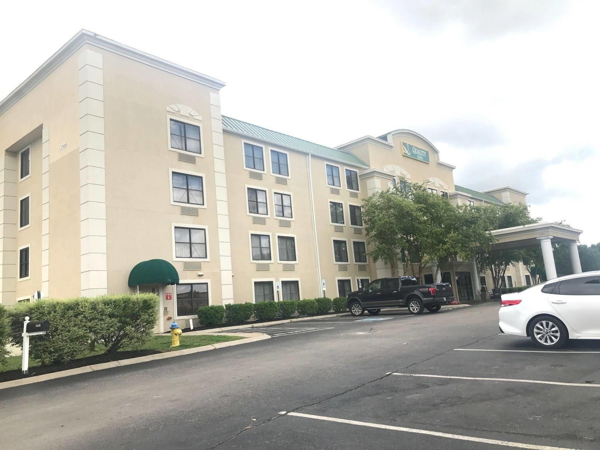 Quality Inn Murfreesboro-University Area Exterior foto